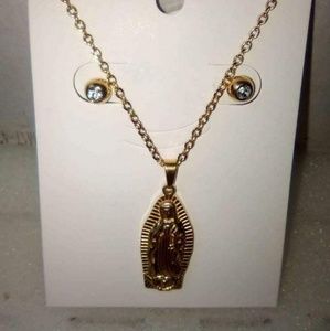 Necklace set